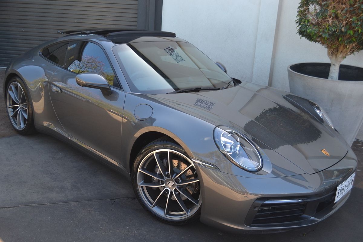 2023 Porsche 911 Carrera 992