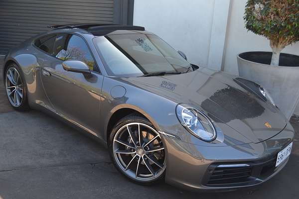 2023 Porsche 911 Carrera 992