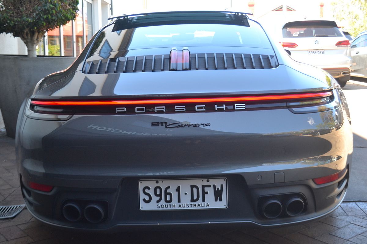 2023 Porsche 911 Carrera 992