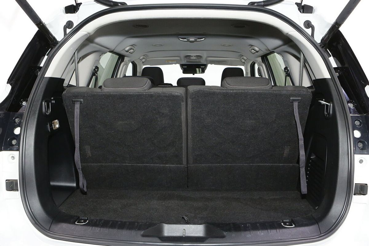 2021 Isuzu MU-X LS-U