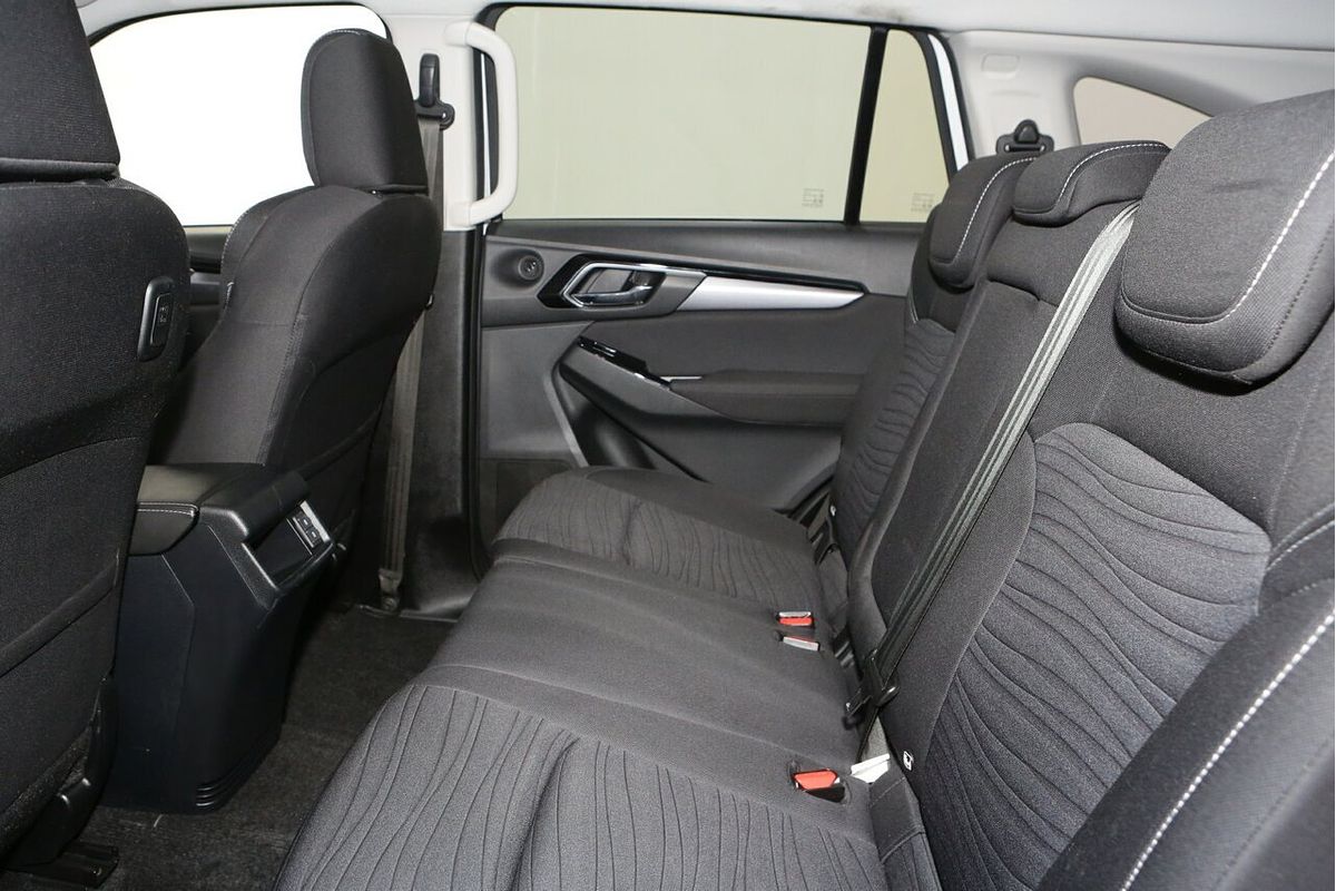 2021 Isuzu MU-X LS-U