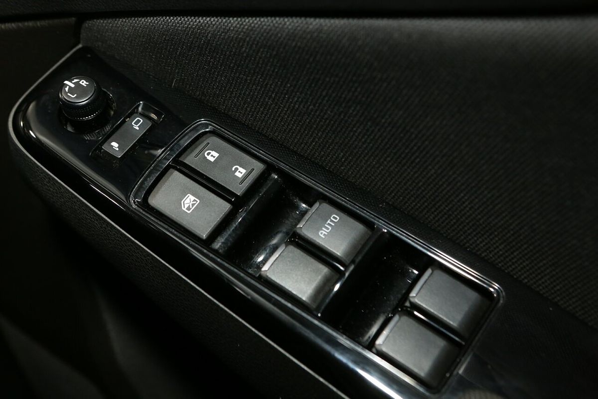 2021 Isuzu MU-X LS-U