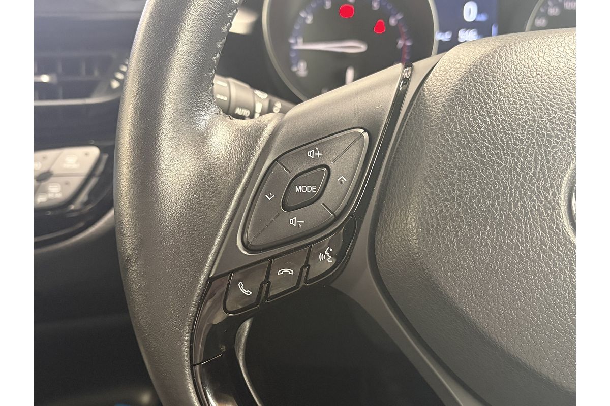 2023 Toyota C-HR GXL NGX10R