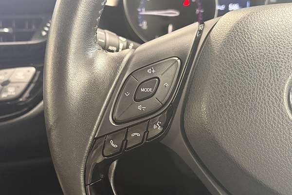 2023 Toyota C-HR GXL NGX10R