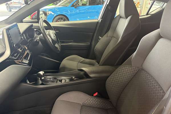 2023 Toyota C-HR GXL NGX10R