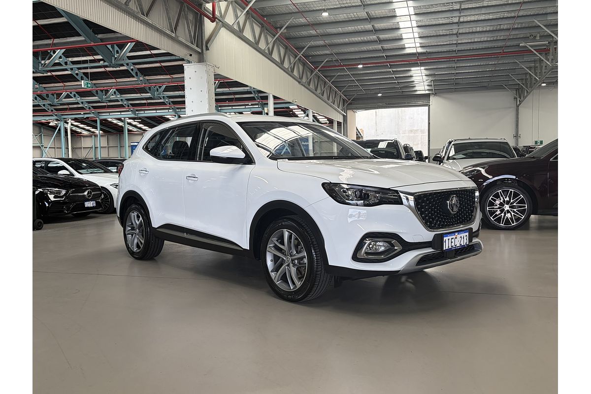 2024 MG HS Essence SAS23