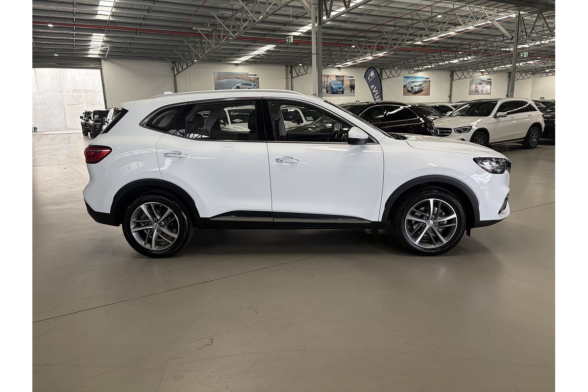 2024 MG HS Essence SAS23