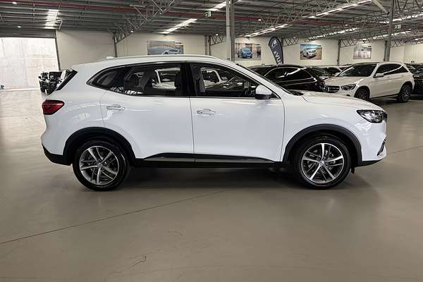 2024 MG HS Essence SAS23