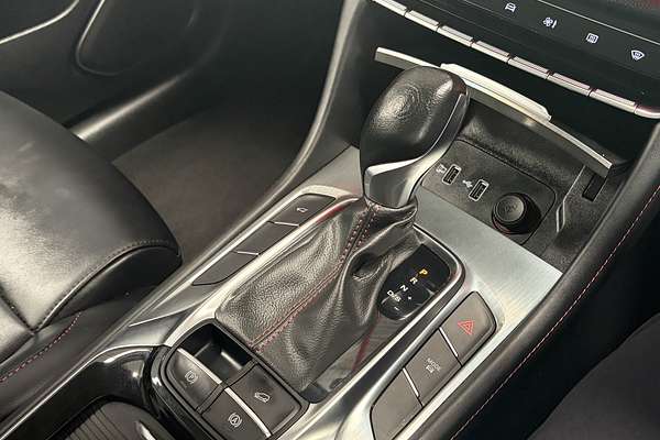 2024 MG HS Essence SAS23