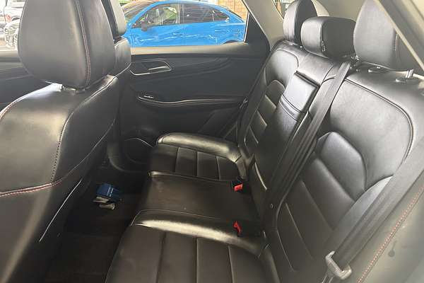 2024 MG HS Essence SAS23