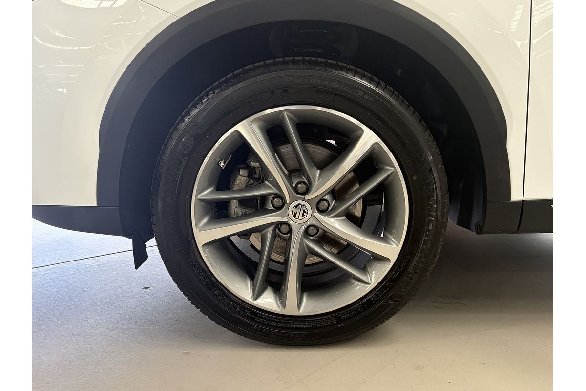 2024 MG HS Essence SAS23