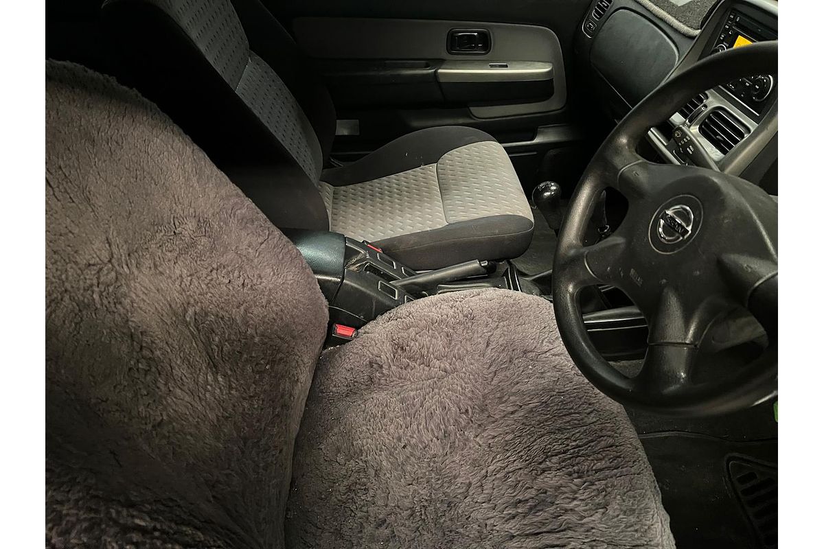 2014 Nissan Navara ST-R D22 4X4