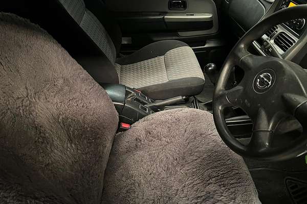 2014 Nissan Navara ST-R D22 4X4