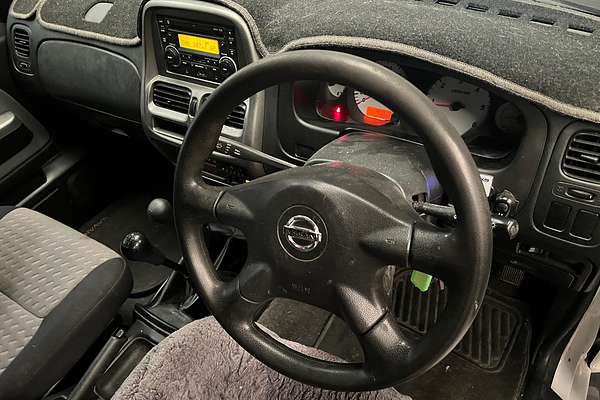 2014 Nissan Navara ST-R D22 4X4