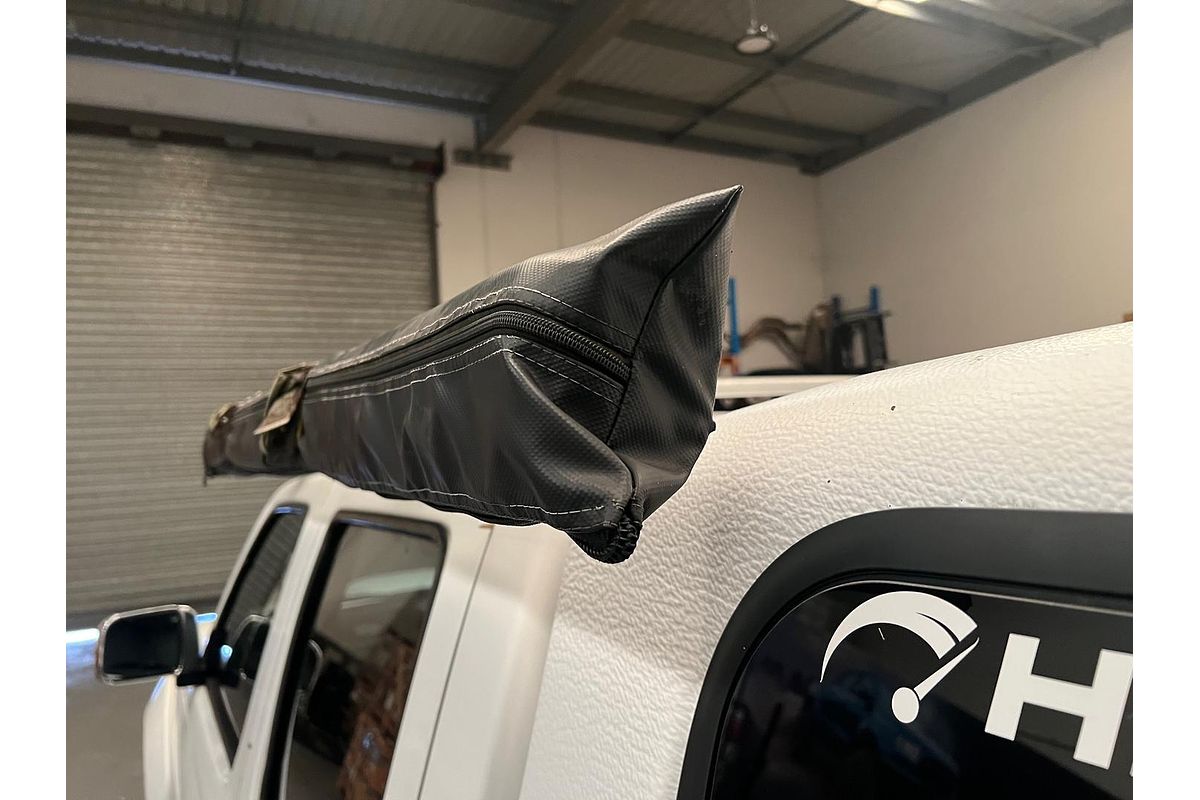 2014 Nissan Navara ST-R D22 4X4