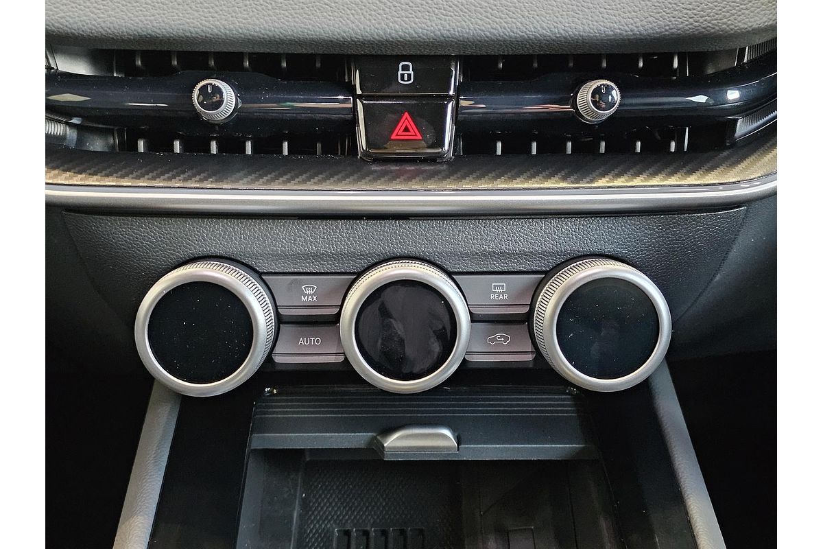 2025 SKODA Superb 195TSI Sportline NZ