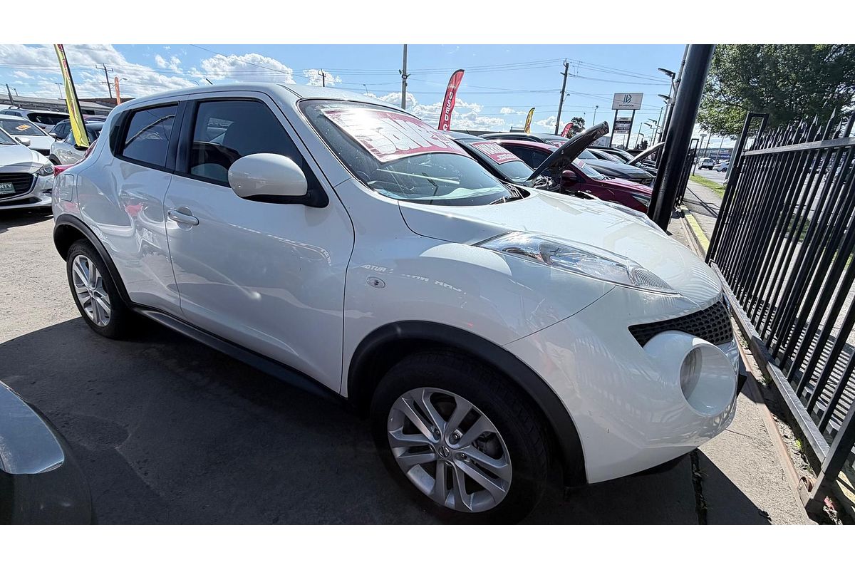 2014 Nissan JUKE ST F15