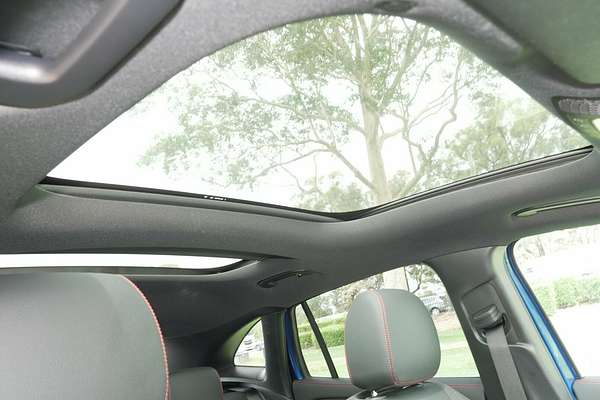 2025 Mercedes-Benz GLA-Class GLA250 H247