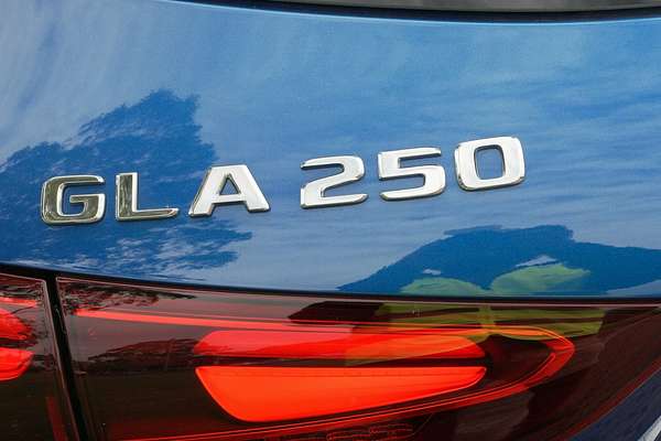 2025 Mercedes-Benz GLA-Class GLA250 H247