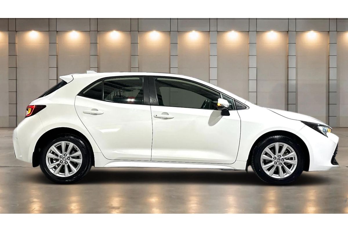 2022 Toyota Corolla Ascent Sport MZEA12R