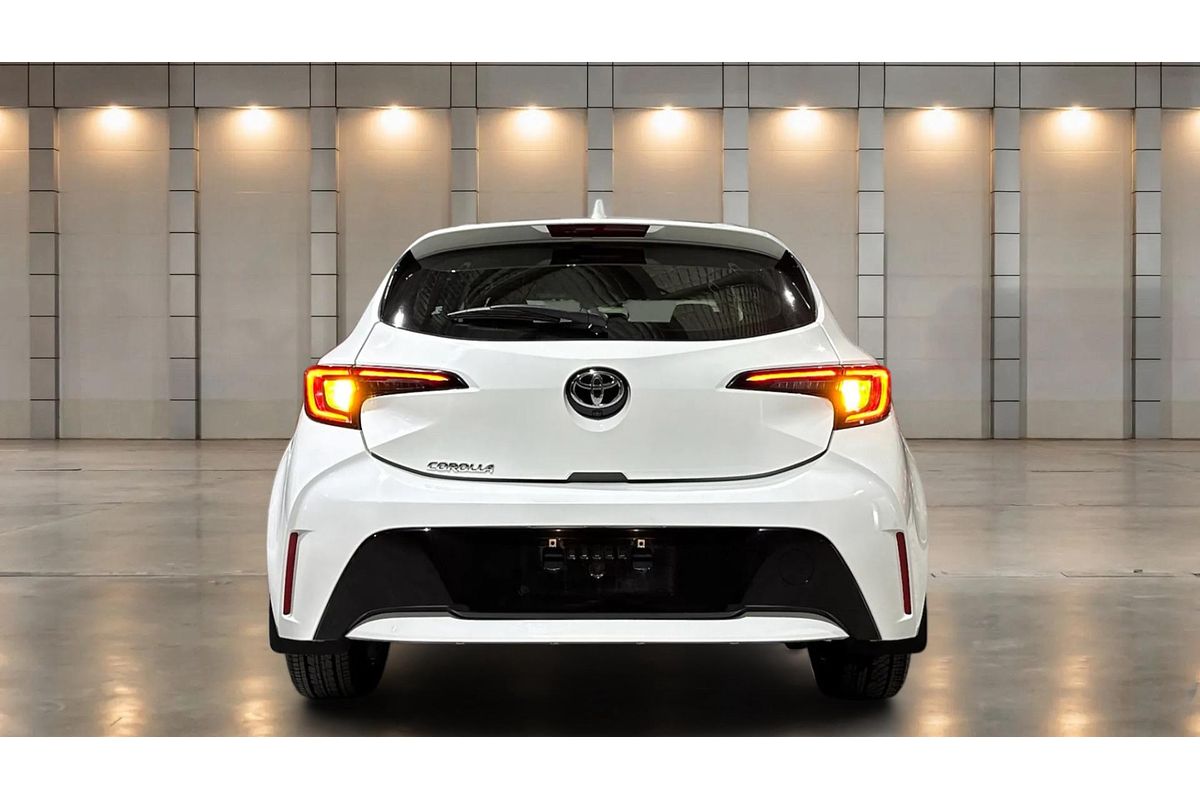 2022 Toyota Corolla Ascent Sport MZEA12R