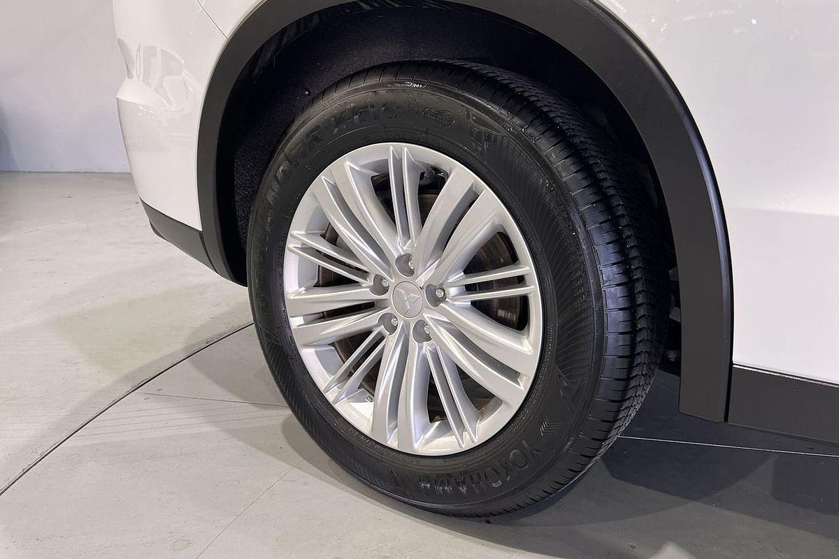 2023 Mitsubishi Outlander ES ZM