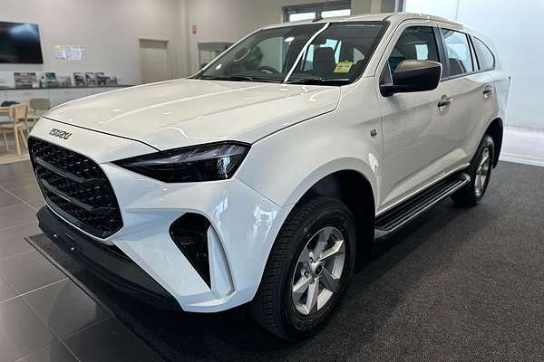2025 Isuzu MU-X LS-M