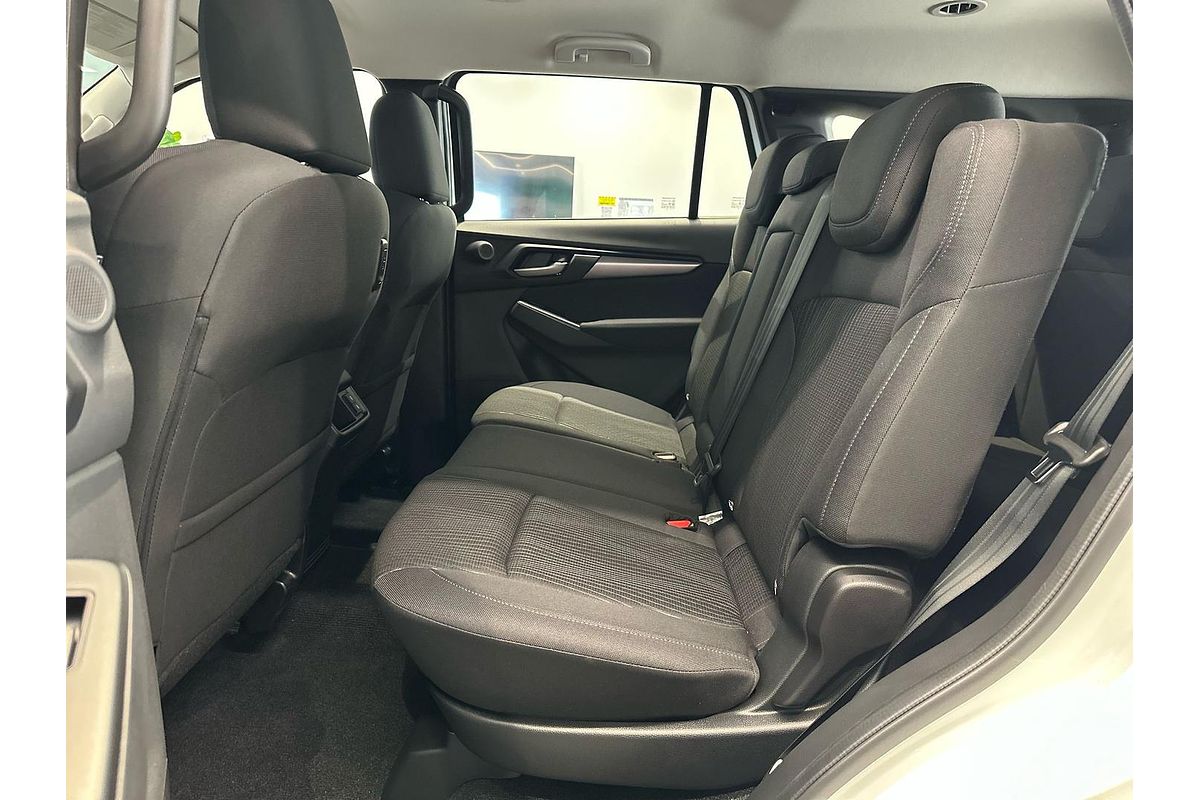 2025 Isuzu MU-X LS-M