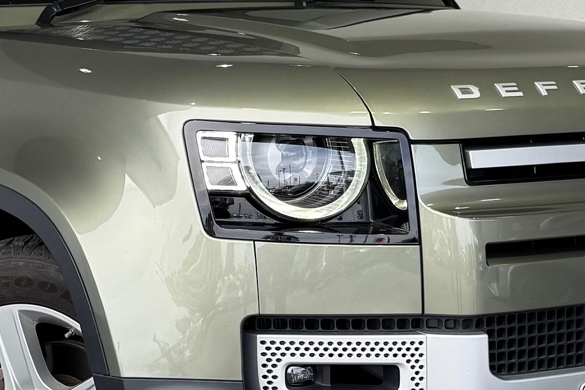 2020 Land Rover Defender 110 P400 SE L663