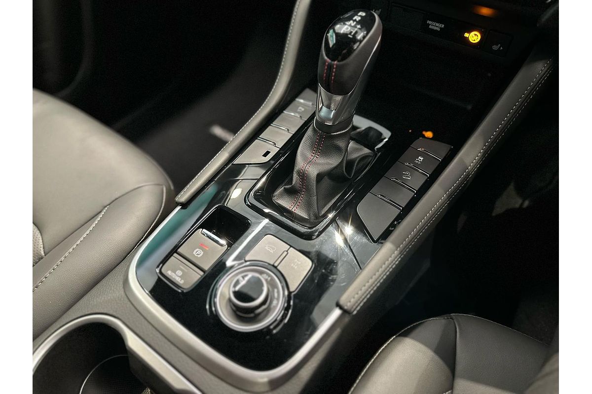 2025 Isuzu MU-X X-TERRAIN