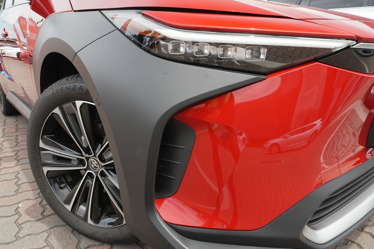 2024 Toyota bZ4X YEAM15R