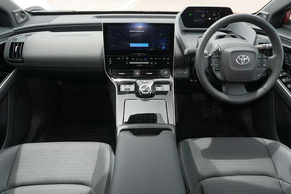 2024 Toyota bZ4X YEAM15R