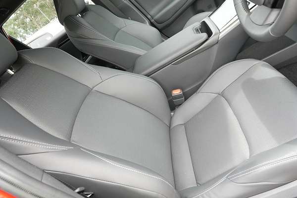 2024 Toyota bZ4X YEAM15R