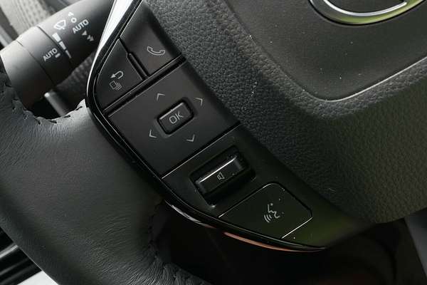 2024 Toyota bZ4X YEAM15R