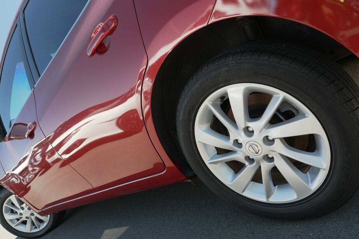 2013 Nissan Pulsar ST C12