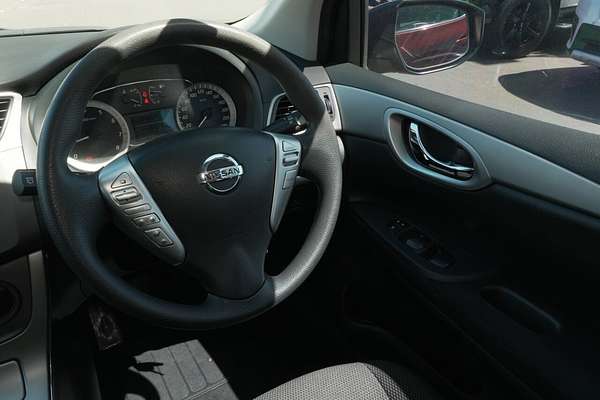 2013 Nissan Pulsar ST C12