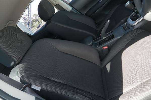 2013 Nissan Pulsar ST C12