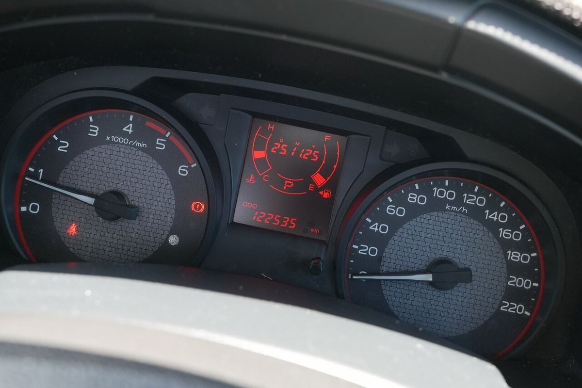 2019 Isuzu D-MAX SX High Ride Rear Wheel Drive