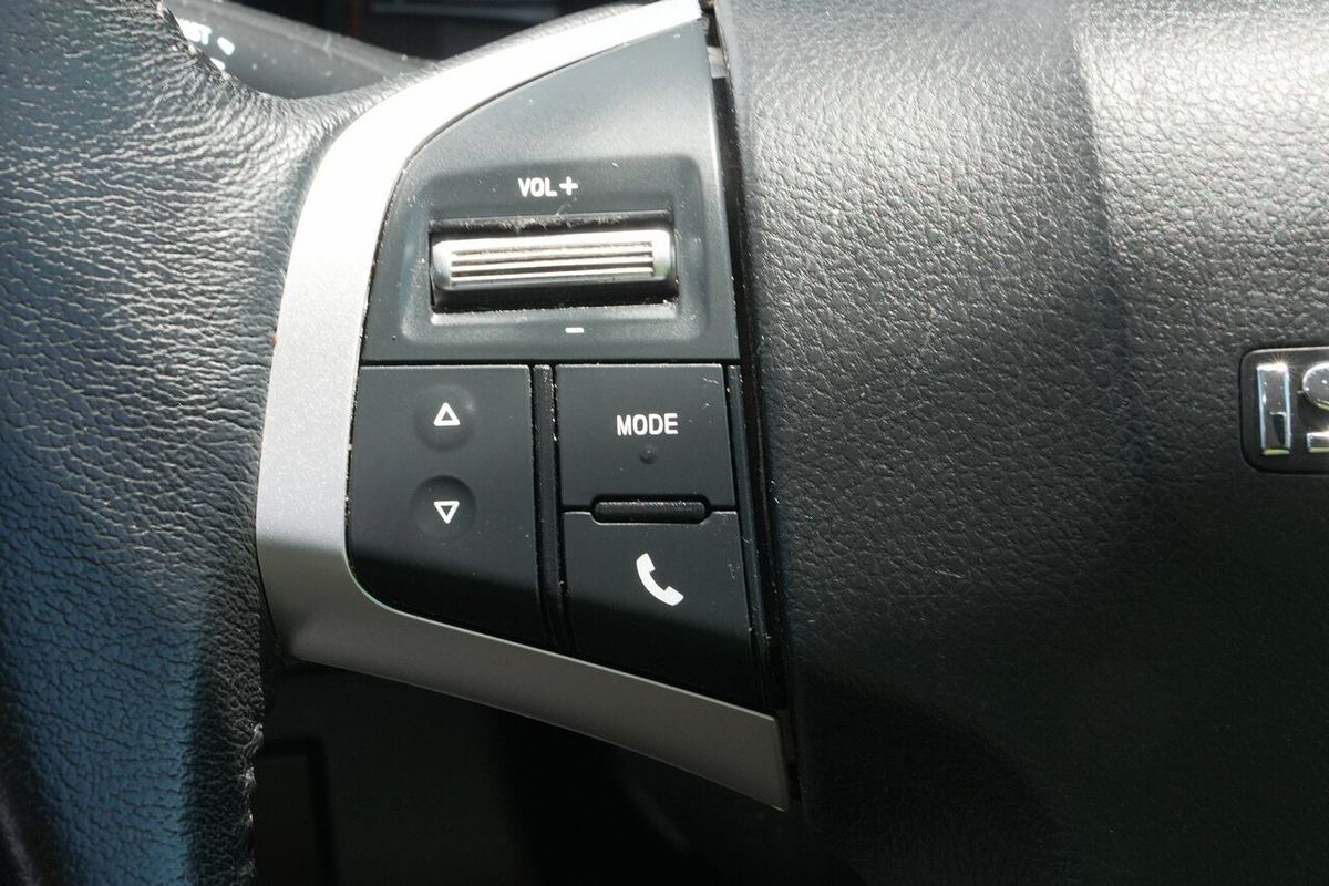 2019 Isuzu D-MAX SX High Ride Rear Wheel Drive