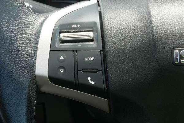 2019 Isuzu D-MAX SX High Ride Rear Wheel Drive