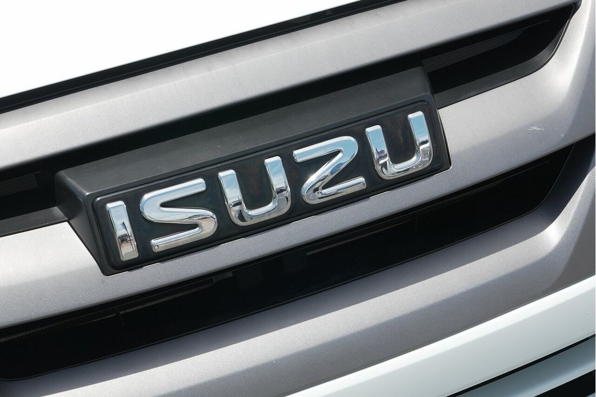 2019 Isuzu D-MAX SX High Ride Rear Wheel Drive