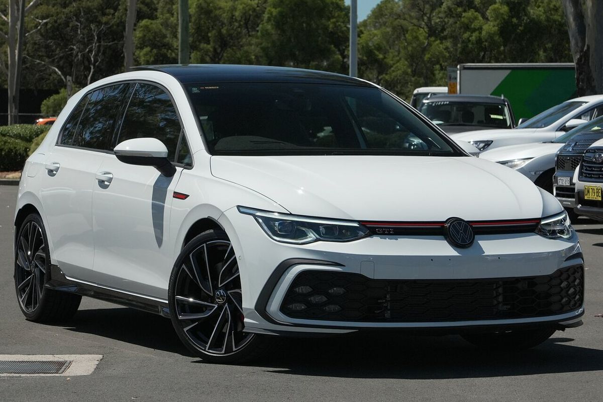 2024 Volkswagen Golf GTI 8