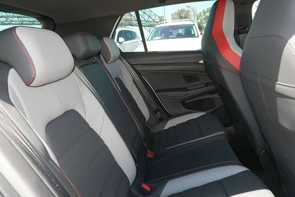 2024 Volkswagen Golf GTI 8