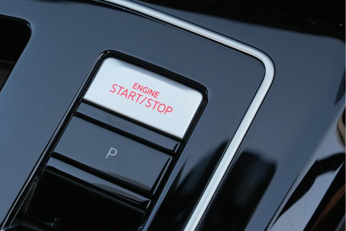 2024 Volkswagen Golf GTI 8