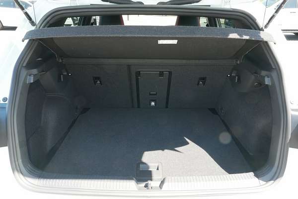 2024 Volkswagen Golf GTI 8