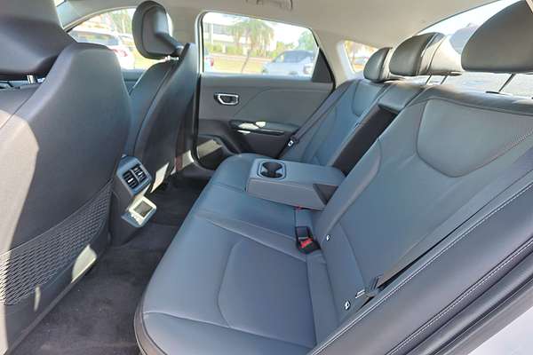 2025 Kia K4 Sport CL4m