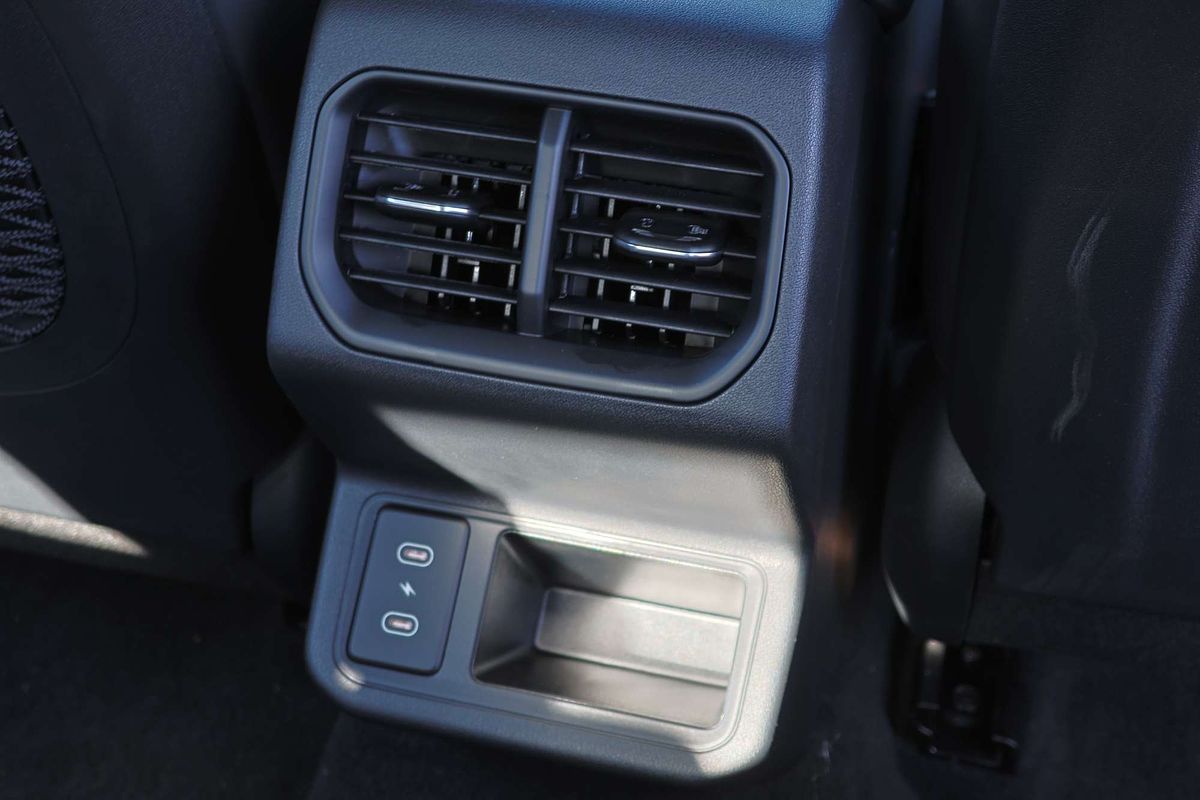 2025 Kia K4 Sport CL4m