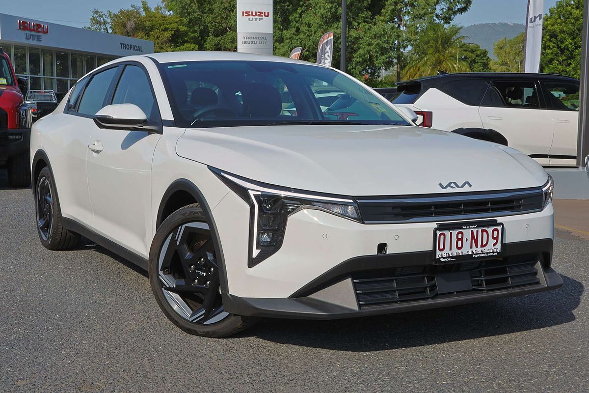 2025 Kia K4 Sport CL4m