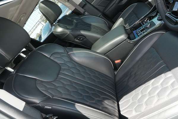 2022 Kia Sorento GT-Line MQ4