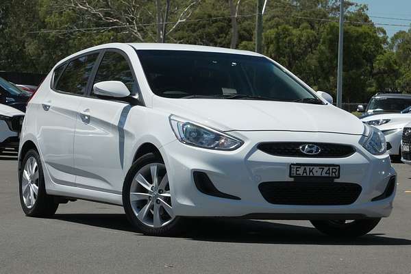 2018 Hyundai Accent Sport RB6